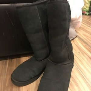 Women’s Tall Uggs size 10